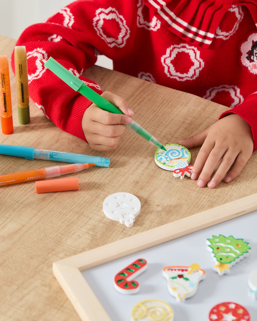 DIY Glue Painting-Christmas Themed Activity Set