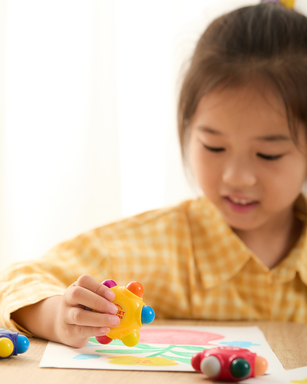 Flower Monaco Pocket Crayons 6-in-1 Set